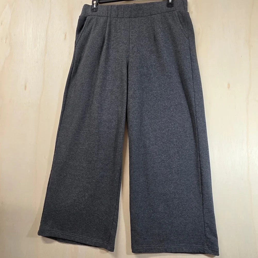 Torrid Charcoal Gray Wide‎ Leg Crop Knit Pants Womens Size 1 US 1X 14-16